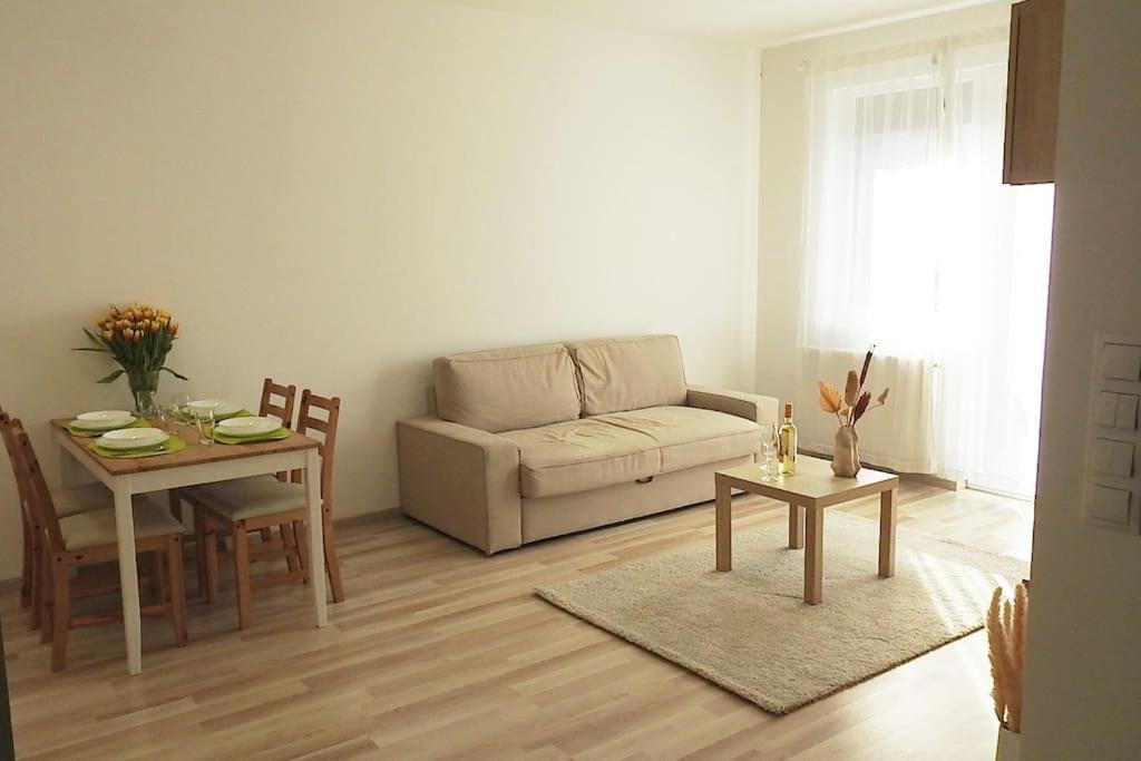 Lux Cordia Apartment With Free Parking Budapest Luaran gambar