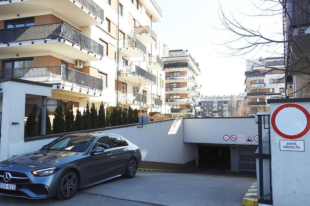 Lux Cordia Apartment With Free Parking Budapest Luaran gambar