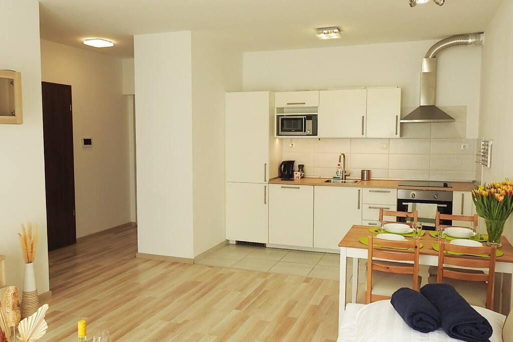 Lux Cordia Apartment With Free Parking Budapest Luaran gambar