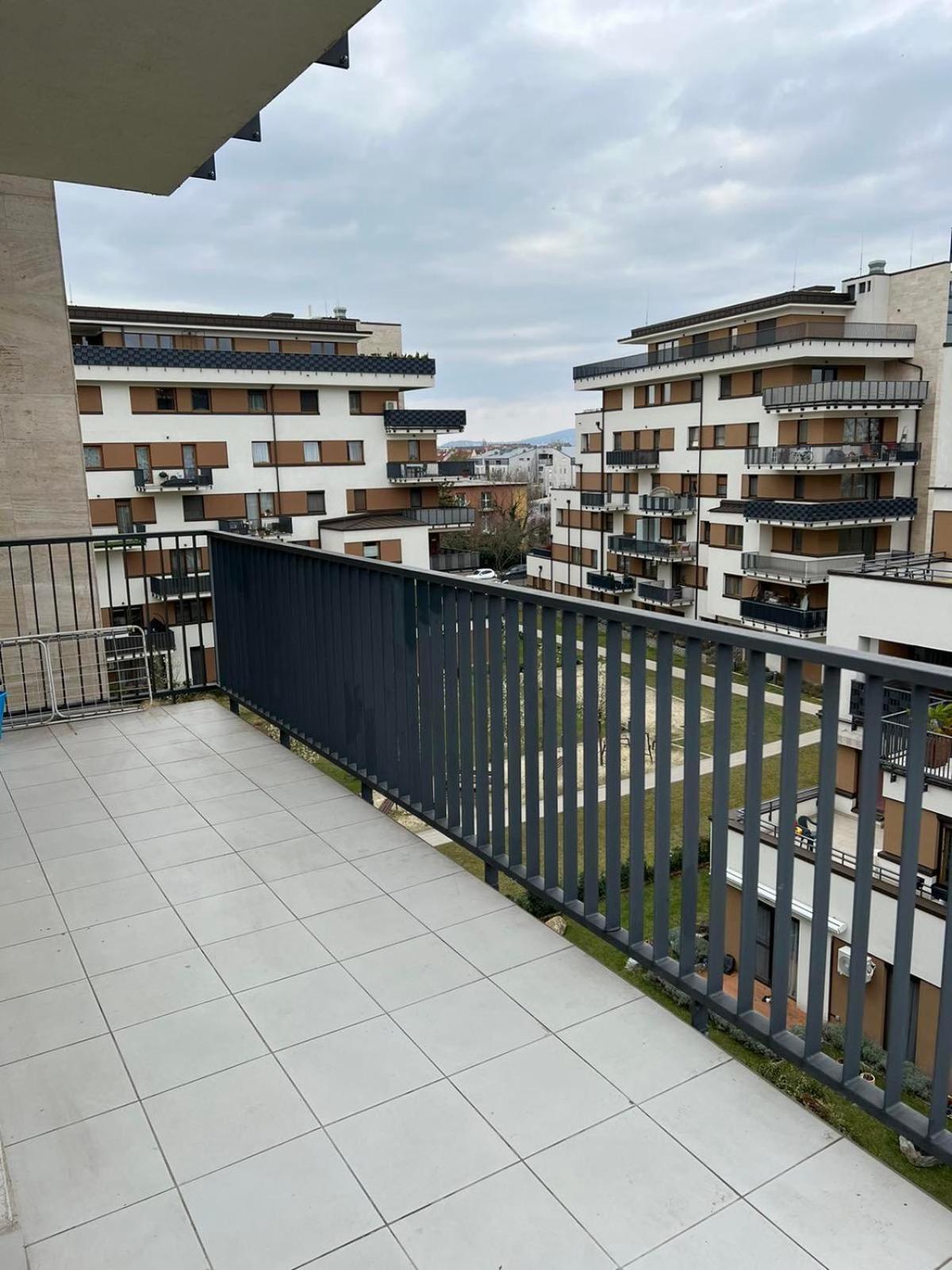 Lux Cordia Apartment With Free Parking Budapest Luaran gambar